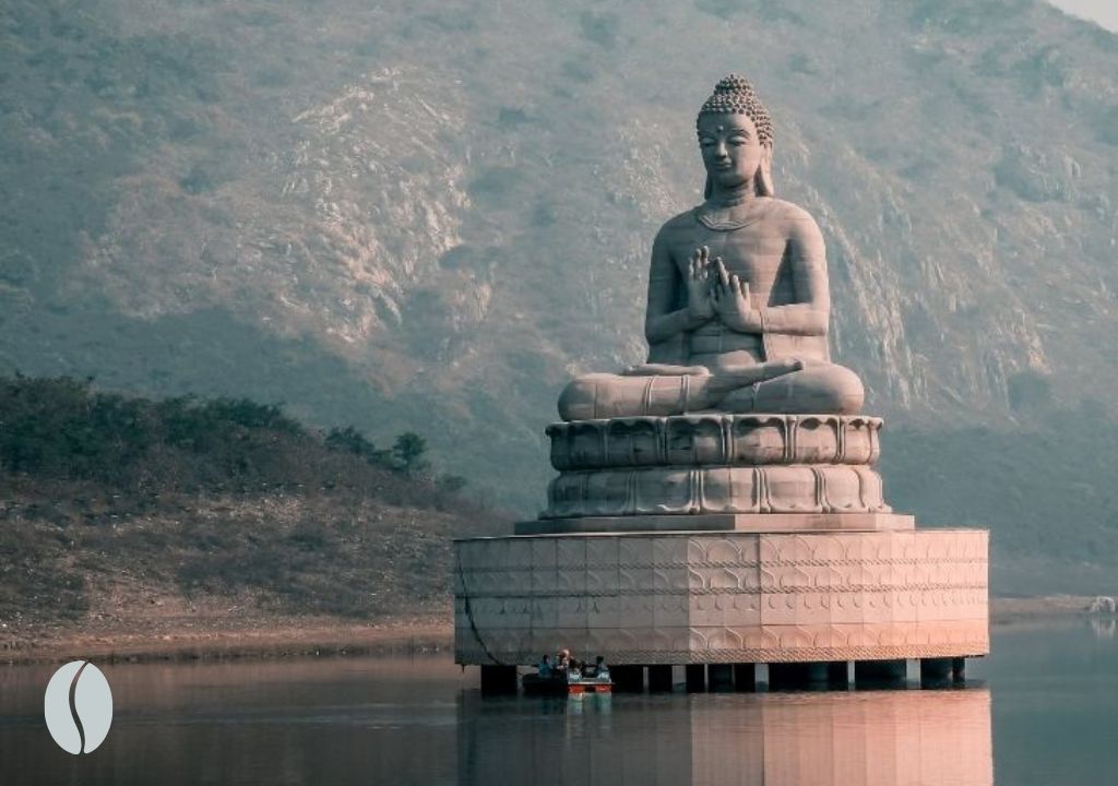 pomnik buddy w Indiach